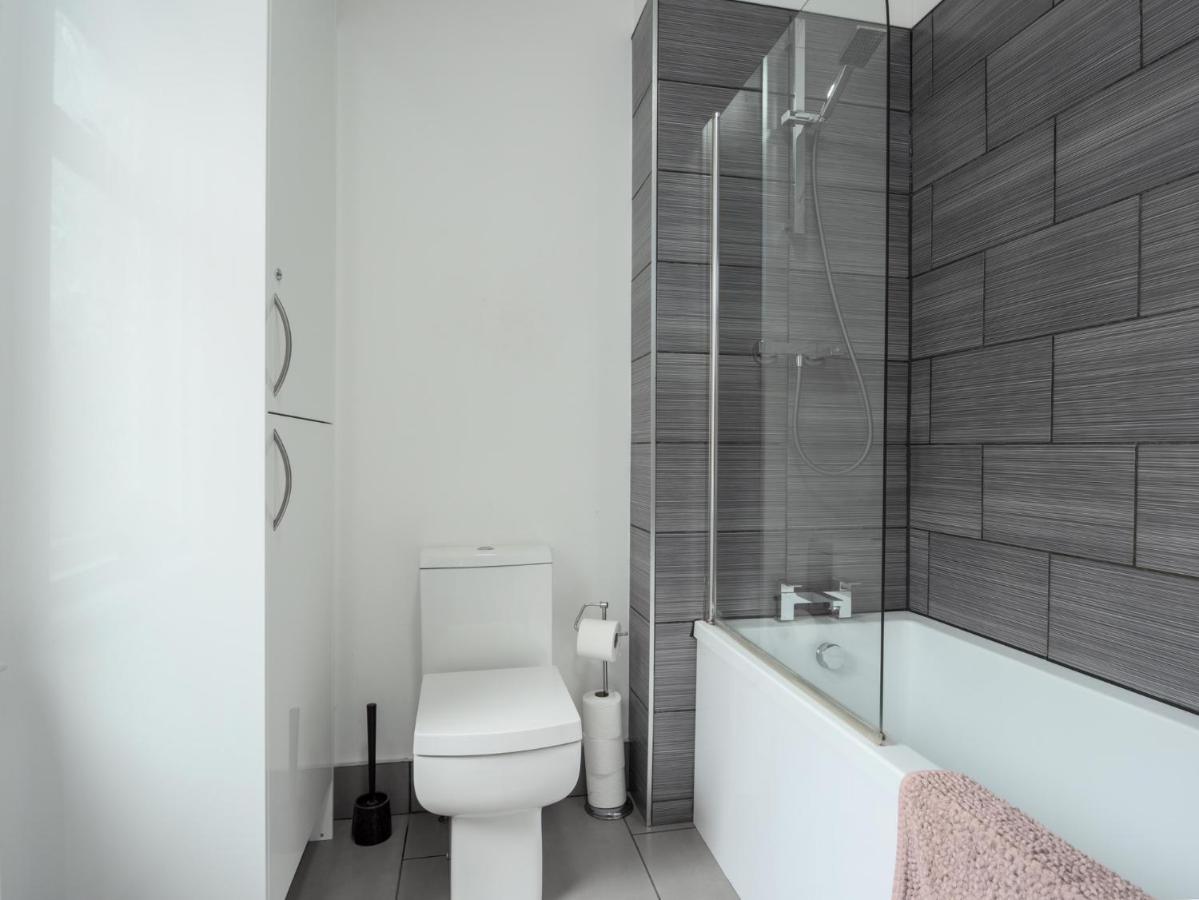 Apex Living Ne - Beachville House 4 Beds Free Parking صندرلاند المظهر الخارجي الصورة