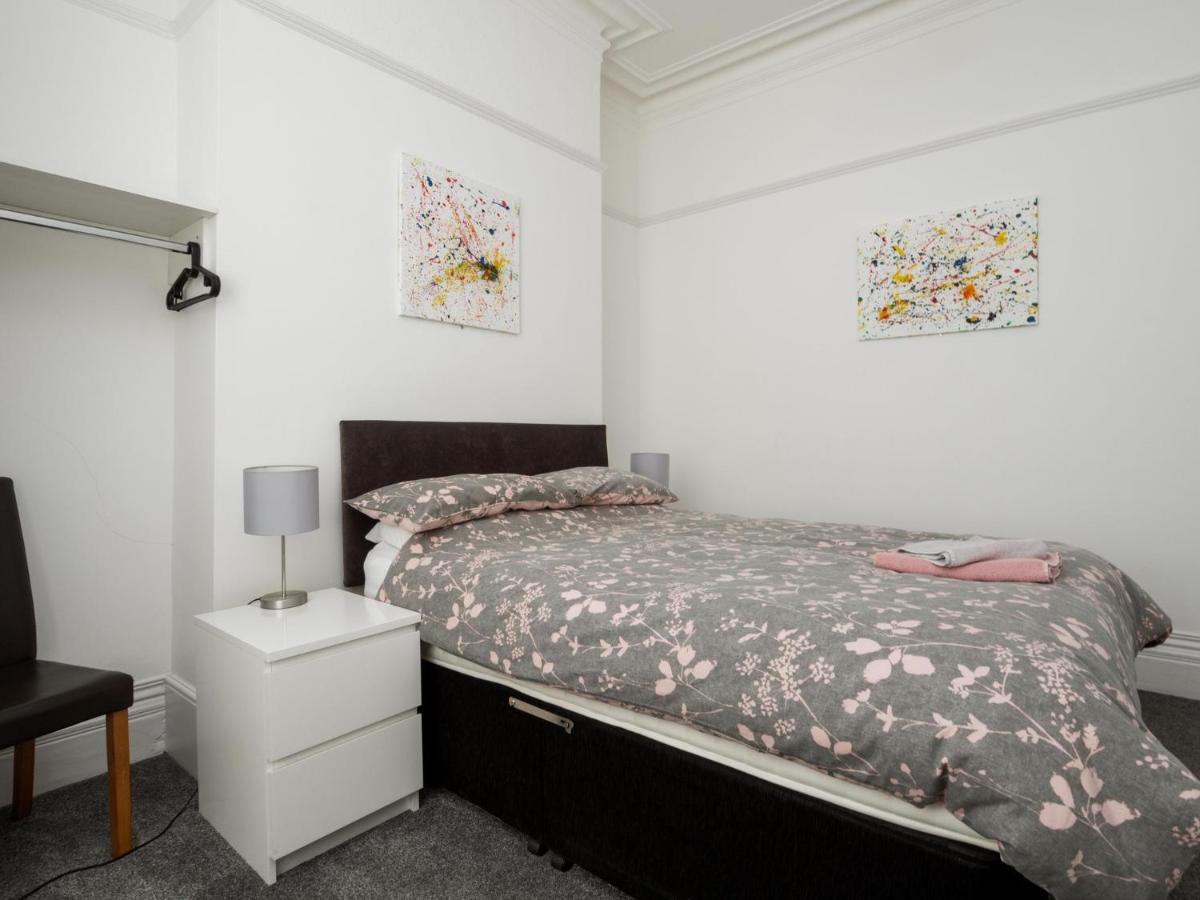 Apex Living Ne - Beachville House 4 Beds Free Parking صندرلاند المظهر الخارجي الصورة